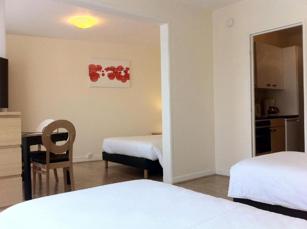Brit Hotel Le Parc Vichy Bellerive-sur-Allier Exterior photo