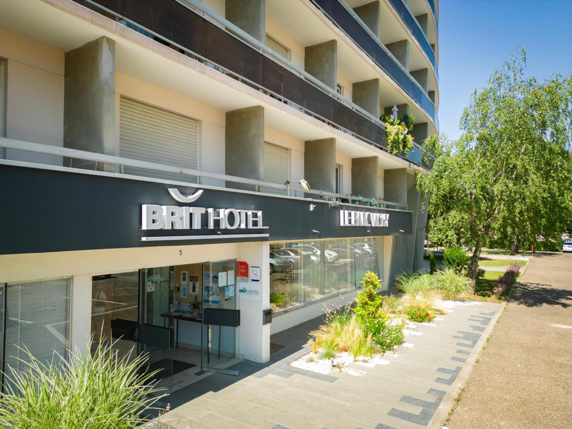 Brit Hotel Le Parc Vichy Bellerive-sur-Allier Exterior photo